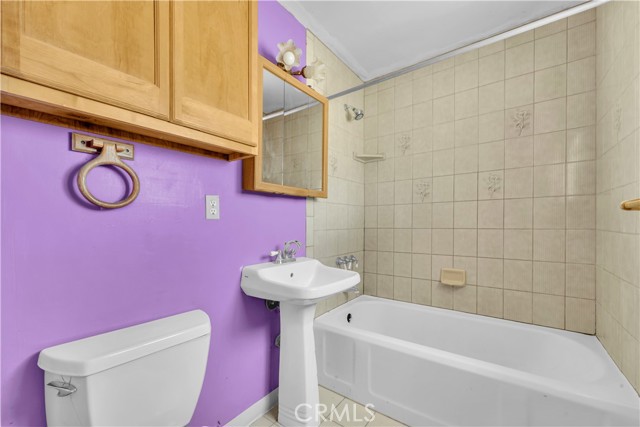 Detail Gallery Image 11 of 14 For 16855 Vista Del Oro Ave, Edwards,  CA 93523 - 4 Beds | 2 Baths