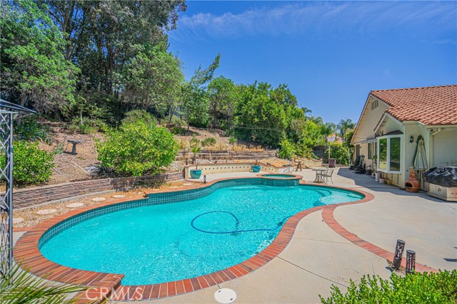 39754 Calle Azucar, Murrieta CA: https://media.crmls.org/medias/7f85fa9c-4181-4572-8b17-dba949129f63.jpg