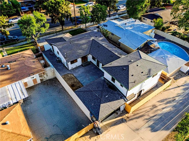16245 Chatsworth Street, Granada Hills CA: https://media.crmls.org/medias/7f869494-4cbf-4910-b689-888a80729381.jpg