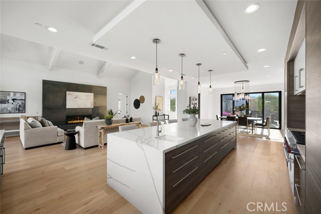 Detail Gallery Image 15 of 74 For 280 Jespersen Ln, San Luis Obispo,  CA 93401 - 5 Beds | 7/1 Baths