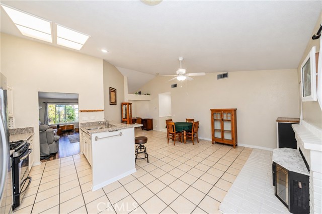 14574 Lilac Rd, Adelanto, CA 92301 photo 12