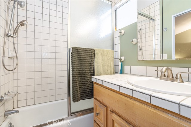 Detail Gallery Image 22 of 40 For 7340 Quartz Ave, Winnetka,  CA 91306 - 3 Beds | 2 Baths