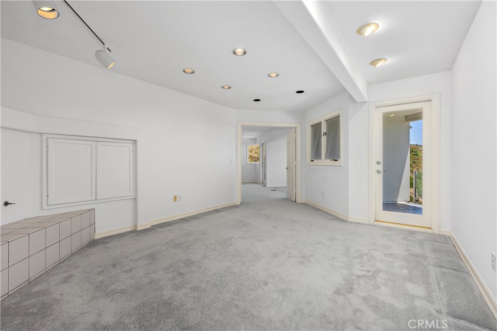 MLS #OC26092439 image #32