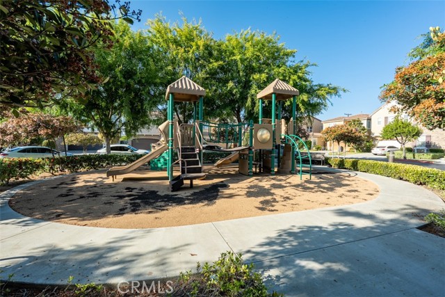 54 Revell Circle, Buena Park CA: https://media.crmls.org/medias/7f8917ac-5bb0-49aa-ae2b-d2b541926c81.jpg