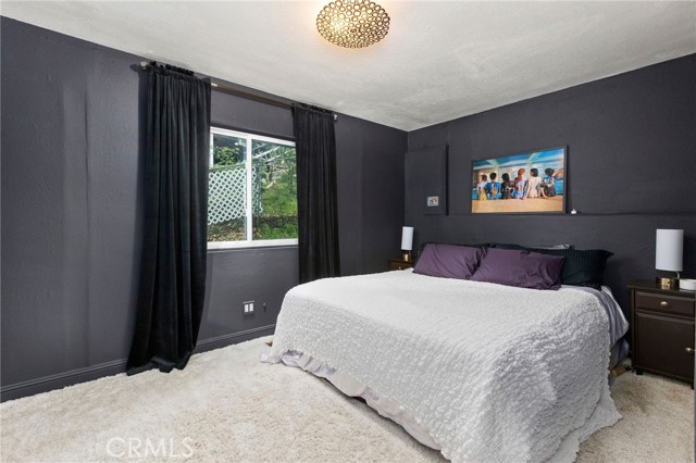 Detail Gallery Image 34 of 46 For 453 Davos, Crestline,  CA 92325 - 5 Beds | 2/1 Baths