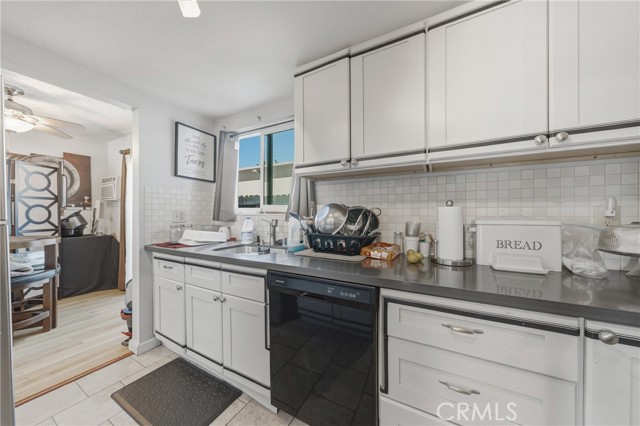 Detail Gallery Image 12 of 33 For 222 Del Luz Ct, Fairfield,  CA 94533 - 2 Beds | 1/1 Baths