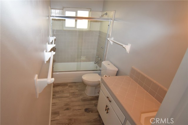 Detail Gallery Image 14 of 20 For 13076 Osage Rd, Apple Valley,  CA 92308 - 4 Beds | 2 Baths