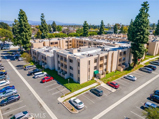 Detail Gallery Image 1 of 33 For 351 N N. Ford Ave #233,  Fullerton,  CA 92832 - 1 Beds | 1 Baths