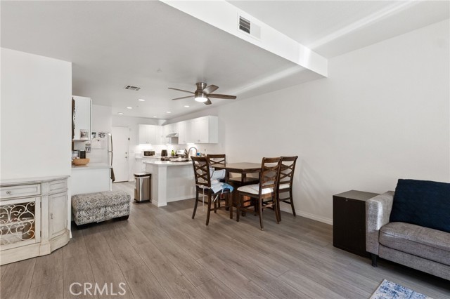 Detail Gallery Image 10 of 45 For 2900 via Toscana #101,  Corona,  CA 92879 - 2 Beds | 2 Baths