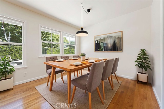 Image 8 of 38 For 883 Leadora Avenue
