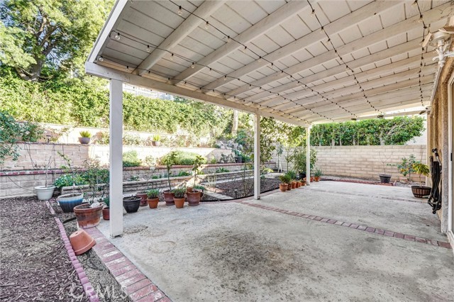 Detail Gallery Image 30 of 32 For 1744 Empty Saddle, Simi Valley,  CA 93063 - 3 Beds | 2/1 Baths