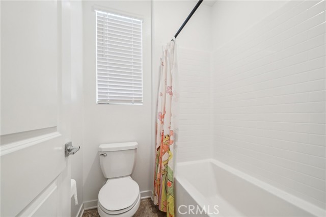 Detail Gallery Image 30 of 64 For 16233 Lozano St #2,  Fontana,  CA 92336 - 3 Beds | 2/1 Baths