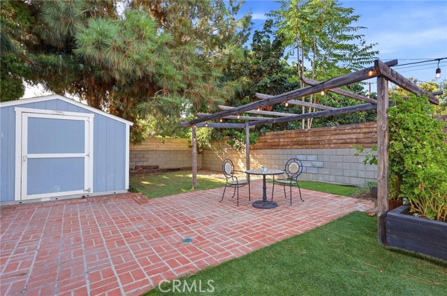 7453 Blewett Avenue photo 27