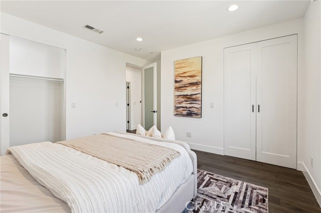 Detail Gallery Image 22 of 34 For 542 N Commonwealth Ave, Silver Lake Los Angeles,  CA 90004 - 3 Beds | 2/1 Baths