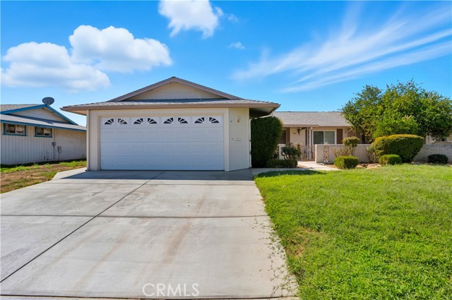 Detail Gallery Image 4 of 38 For 26125 Mccall Bld, Menifee,  CA 92586 - 2 Beds | 2 Baths