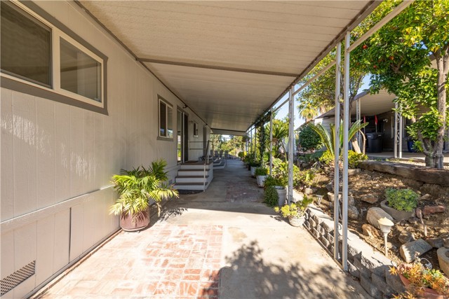 Detail Gallery Image 9 of 56 For 22958 Skylink, Canyon Lake,  CA 92587 - 2 Beds | 2 Baths