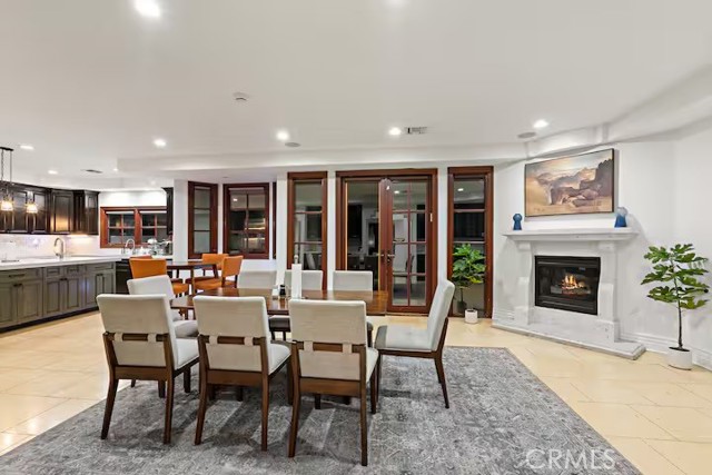 16806 Addison Street photo 11