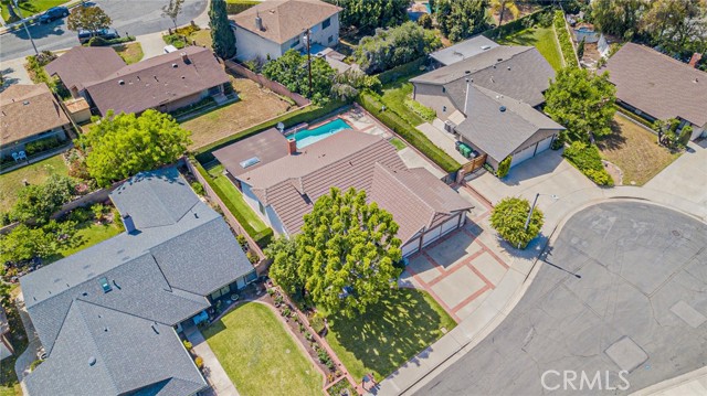 751 Santa Fe Court, San Dimas CA: https://media.crmls.org/medias/7f92b446-0ffa-4a5d-94ad-622cee491964.jpg