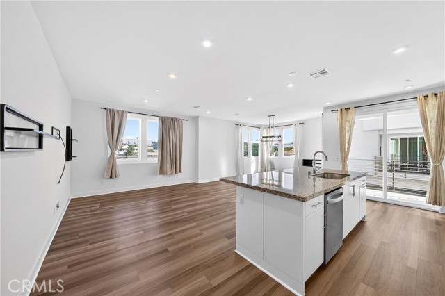 1615 W Bushell Street, Anaheim CA: https://media.crmls.org/medias/7f92bcfc-dddd-4ac9-a6fd-6aee5d2be0c8.jpg