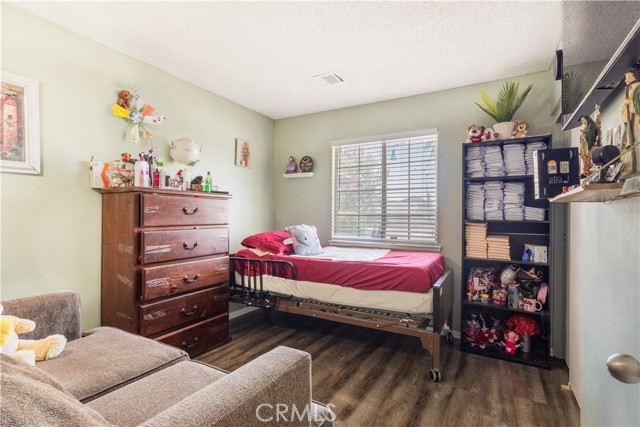 16850 Hidden Creek Drive, Victorville CA: https://media.crmls.org/medias/7f93769d-22cb-4168-8d47-049b10a27550.jpg
