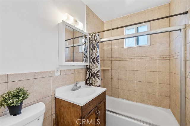 3655 W 111th Street, Inglewood CA: https://media.crmls.org/medias/7f939108-7de9-45ec-90c9-211618eaf683.jpg