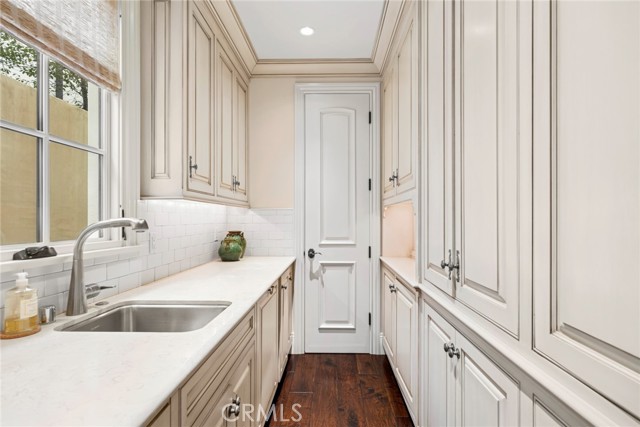 Detail Gallery Image 18 of 53 For 213 Jasmine, Corona Del Mar,  CA 92625 - 4 Beds | 4/1 Baths