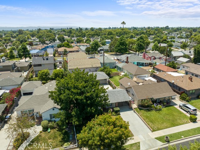 Detail Gallery Image 62 of 69 For 731 N Beachwood Dr, Burbank,  CA 91506 - 3 Beds | 2 Baths