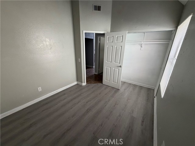 Detail Gallery Image 9 of 12 For 14605 Woodland, Fontana,  CA 92337 - 2 Beds | 2 Baths