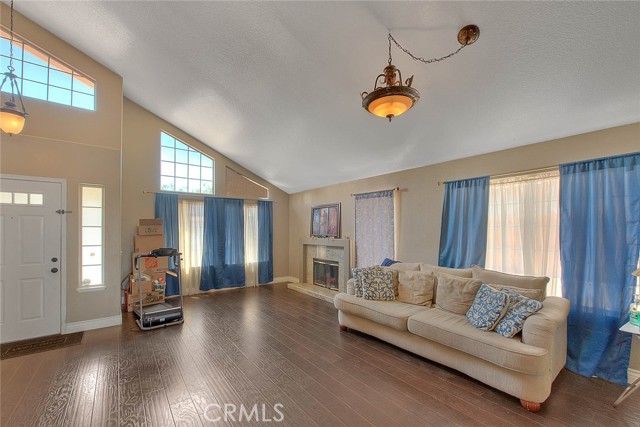 737 Mount Whitney Circle, Corona, CA, 92879 737 Mount Whitney Circle, Corona, CA, 92879