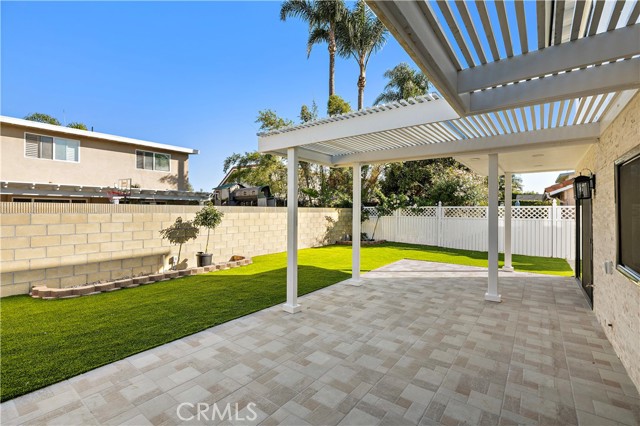 Detail Gallery Image 25 of 29 For 21662 Saluda Cir, Huntington Beach,  CA 92646 - 4 Beds | 3 Baths