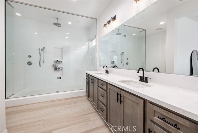 Detail Gallery Image 16 of 39 For 39481 Chamise, Temecula,  CA 92591 - 4 Beds | 3 Baths