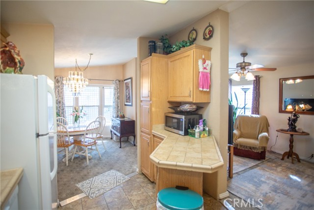 Detail Gallery Image 27 of 42 For 21001 Plummer St #12,  Chatsworth,  CA 91311 - 2 Beds | 2 Baths