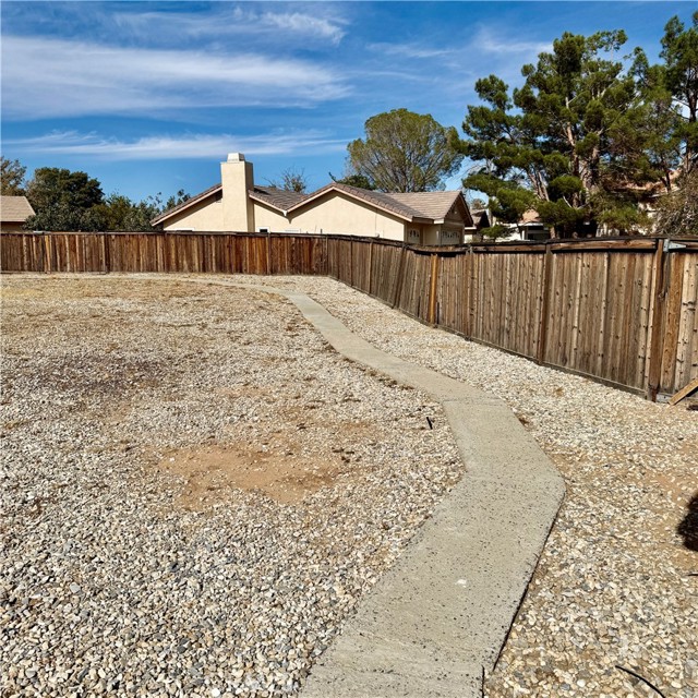 Detail Gallery Image 35 of 43 For 22594 Cuyama Ct, Apple Valley,  CA 92307 - 3 Beds | 2 Baths
