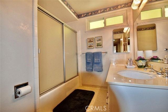 6231 Lochvale Drive, Rancho Palos Verdes, California 90275, 4 Bedrooms Bedrooms, ,1 BathroomBathrooms,Residential,Sold,Lochvale,PV22114558