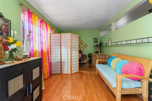 7426 Lemp Avenue, North Hollywood CA: https://media.crmls.org/medias/7f961445-9ea2-4848-a225-1febd643d1be.jpg