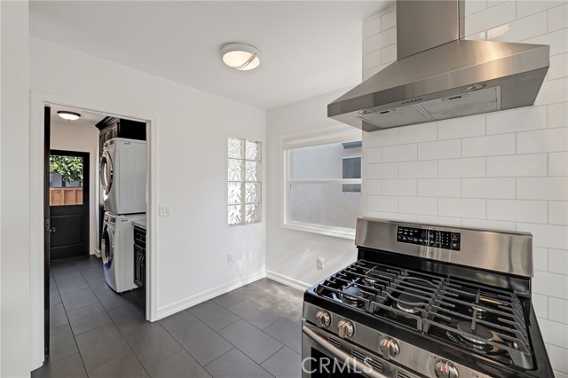 257 Vista Del Parque, Redondo Beach, California 90277, 3 Bedrooms Bedrooms, ,1 BathroomBathrooms,Residential,Sold,Vista Del Parque,SB23149289