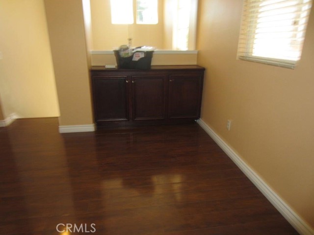 1751 Watercrest Way, Simi Valley CA: https://media.crmls.org/medias/7f966eb1-169e-4f33-9dfe-4e5d77b6e659.jpg