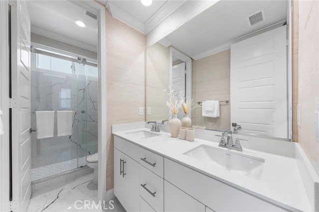 241 Abacus, Irvine CA: https://media.crmls.org/medias/7f967699-3422-495b-a3f3-365e845d3ece.jpg