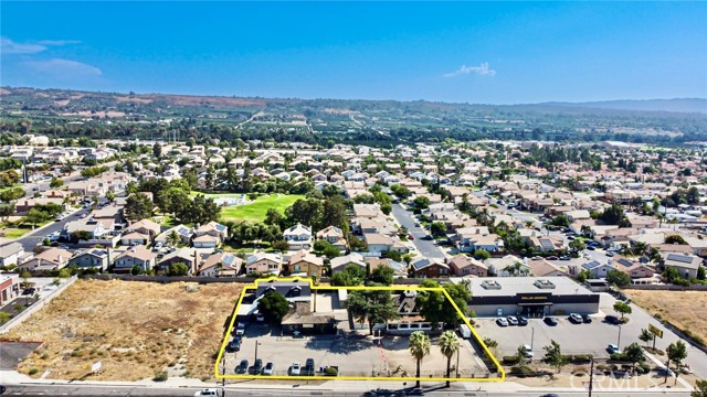 Image 38 of 41 For 2048 Mentone Boulevard