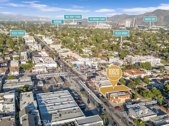 10620 Magnolia Boulevard photo 3