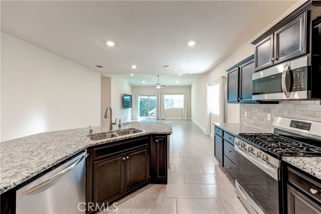 Detail Gallery Image 12 of 40 For 126 Sproul Ct, Merced,  CA 95348 - 3 Beds | 2 Baths