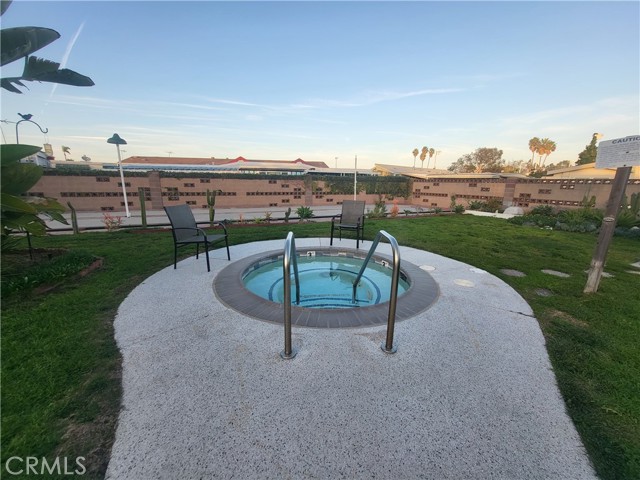 Detail Gallery Image 21 of 25 For 20652 Vista Drive, Torrance,  CA 90503 - 2 Beds | 2 Baths