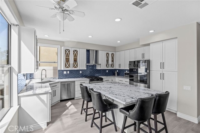 Detail Gallery Image 10 of 32 For 991 S Sedona, Anaheim Hills,  CA 92808 - 3 Beds | 3 Baths