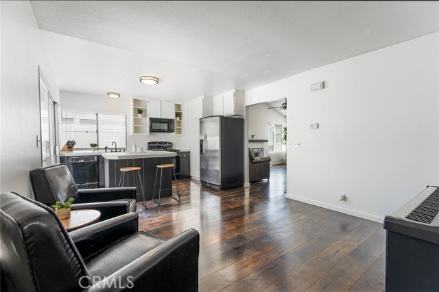 Detail Gallery Image 17 of 26 For 19961 Wrightwood Ct #26,  Yorba Linda,  CA 92886 - 3 Beds | 2 Baths