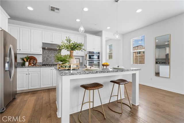 Detail Gallery Image 10 of 59 For 333 Calle Elegante, Lake Forest,  CA 92630 - 3 Beds | 2/1 Baths