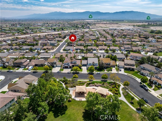 14939 Meadow Way, Eastvale CA: https://media.crmls.org/medias/7f98f614-a4cf-47af-b7d3-bd1bdce90cf4.jpg