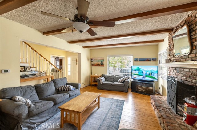 931 5th Street, Hermosa Beach, California 90254, 6 Bedrooms Bedrooms, ,2 BathroomsBathrooms,Residential,Sold,5th,SB22187324