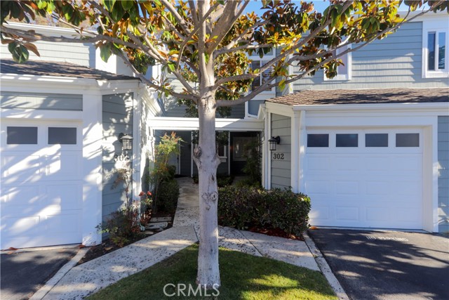 Detail Gallery Image 5 of 40 For 302 San Nicholas, Laguna Beach,  CA 92651 - 2 Beds | 2/1 Baths