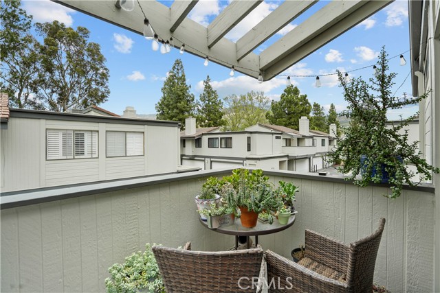 Detail Gallery Image 21 of 59 For 6524 Twin Circle Ln #2,  Simi Valley,  CA 93063 - 2 Beds | 1/1 Baths