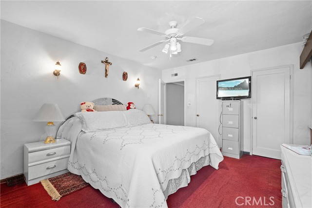 7726 Blanchard Avenue, Fontana CA: https://media.crmls.org/medias/7f9daff0-09b6-435d-94d0-bf880cd57167.jpg